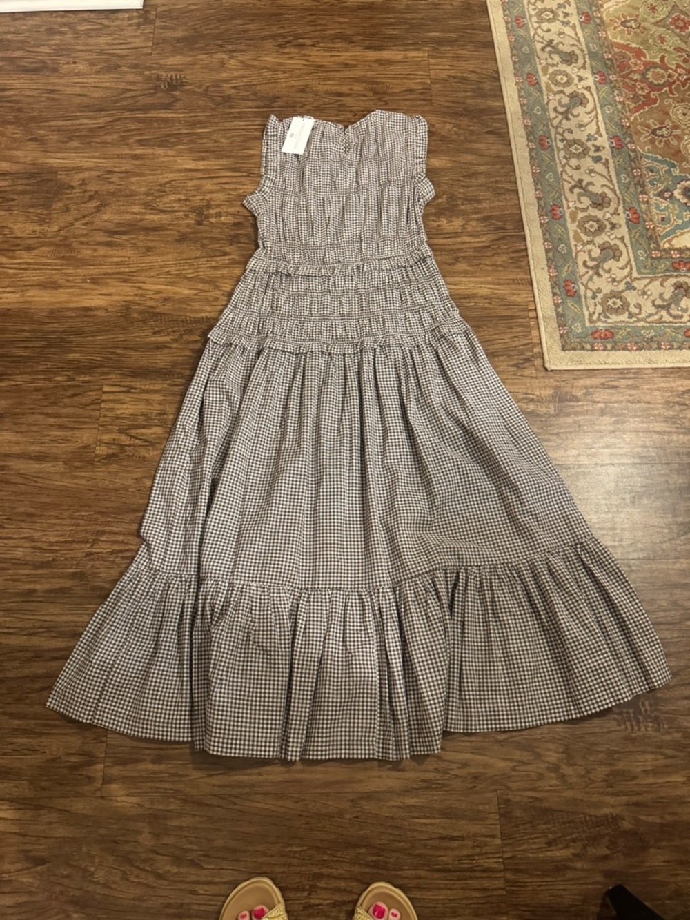 NWT Caroline constas dress size medium - Picture 2 of 3
